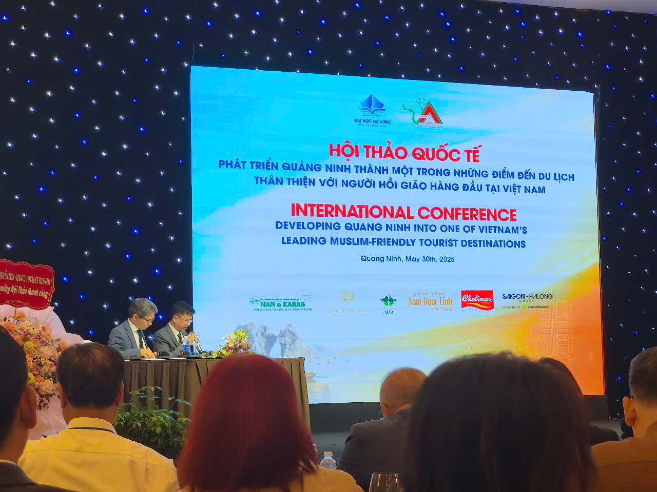 PHÁT TRIỂN DU LỊCH CHO NGƯỜI HỒI GIÁO VÀ CƠ HỘI ĐỐI VỚI TRƯỜNG ĐẠI HỌC VĂN HÓA TP.HCM