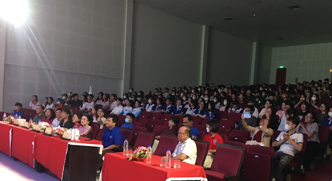 CHUNG KẾT CUỘC THI OLYMPIC CÁC MÔN LÝ LUẬN CHÍNH TRỊ VÀ TƯ TƯỞNG HỒ CHÍ MINH NĂM 2023