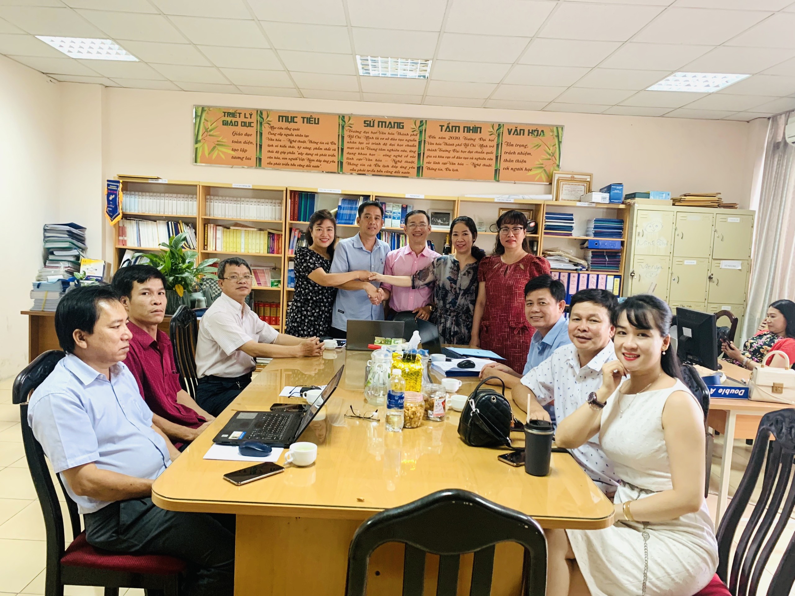 Hội nghị bầu cử nhân sự Tổ công đoàn và lấy ý kiến tín nhiệm về cán bộ quy hoạch quản lý Khoa